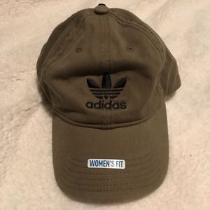 NWT Adidas WM Originals Strapback